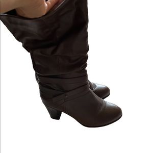 size 10M boots with 3” heels